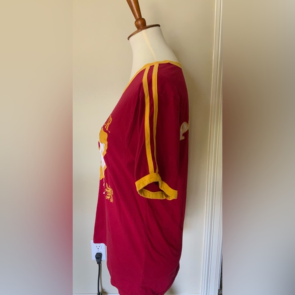 Harry Potter Gryffindor Quidditch Jersey - Wizarding World of HP Official Shirt - Picture 3 of 3